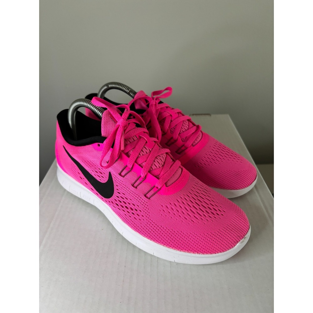 Nike Free RN Sneakers Womens 8 Pink Athletic Running Low Top Lace Up 831509-600